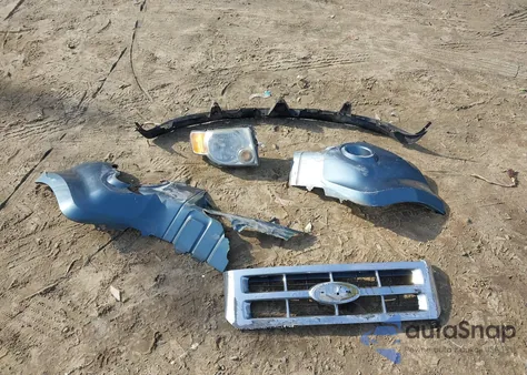 2010 Ford Escape Xlt z USA, uszkodzony, nr VIN 1FMCU0DG7AKC87783